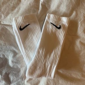 BRAND NEW 2Pc Nike Everyday Cotton Cushioned Crew